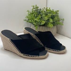 Banana republic wedges size 8